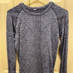 Purple Restless Lululemon. Size 6. EUC